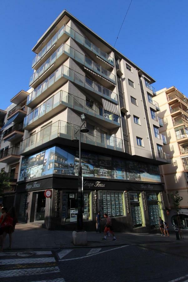 Appartement Apartamento moderno muy céntrico y cerca de la playa à Calp Extérieur photo